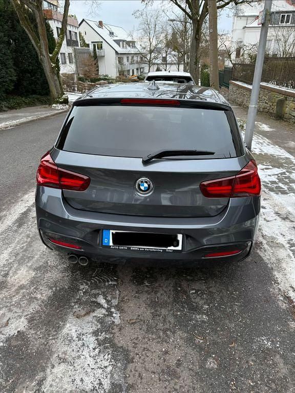 Gebraucht BMW 120 M Sport 190 PS (139 kW) 2018 Grau Kleinwagen