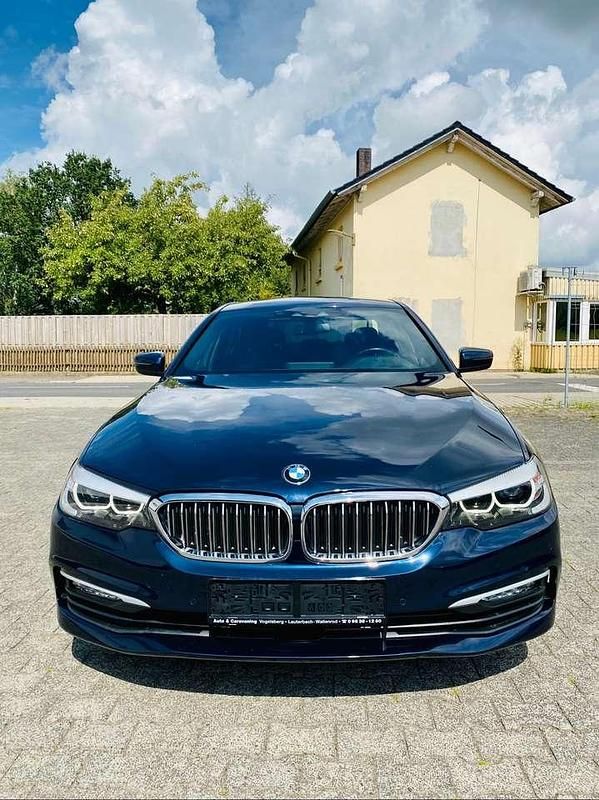 Gebraucht BMW 530 265 PS (194 kW) 2017 Blau Limousine