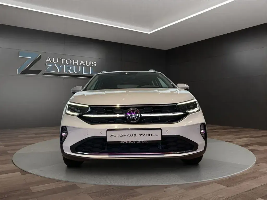 Neu VW Taigo Life 95 PS (69 kW) 2025 Weiß SUV