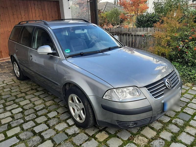 Gebraucht 2004 VW Passat Kombi | 400 € (Superpreis) - Bild 1/4