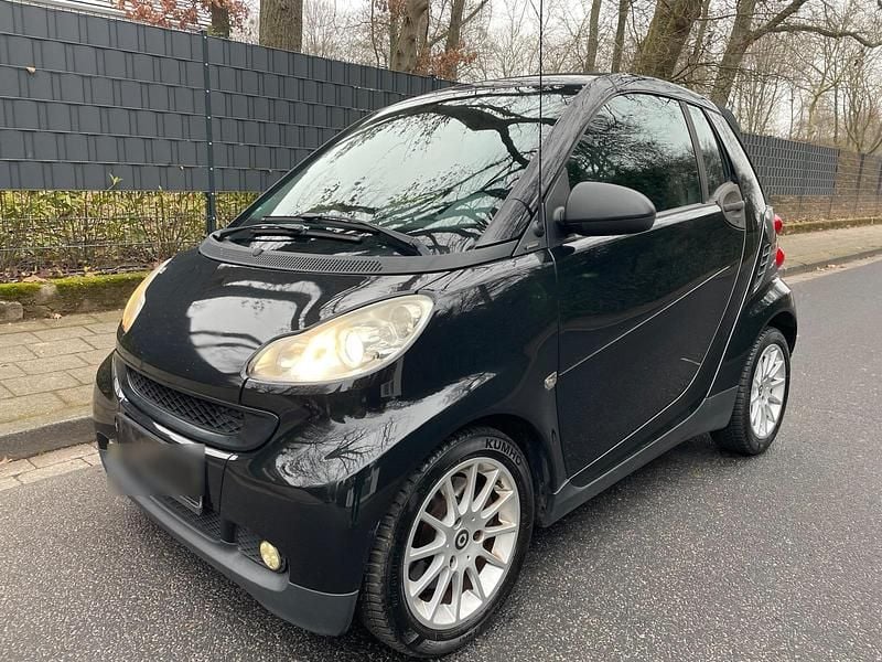 Schwarz Gebraucht 2010 Smart ForTwo Cabrio Passion Cabrio | 4.400 € (Fairer Preis) - Bild 1/4