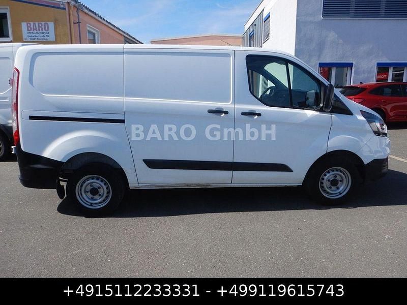 Usata Ford Transit Custom 107 CV (78 kW) 2020 Bianco Monovolume