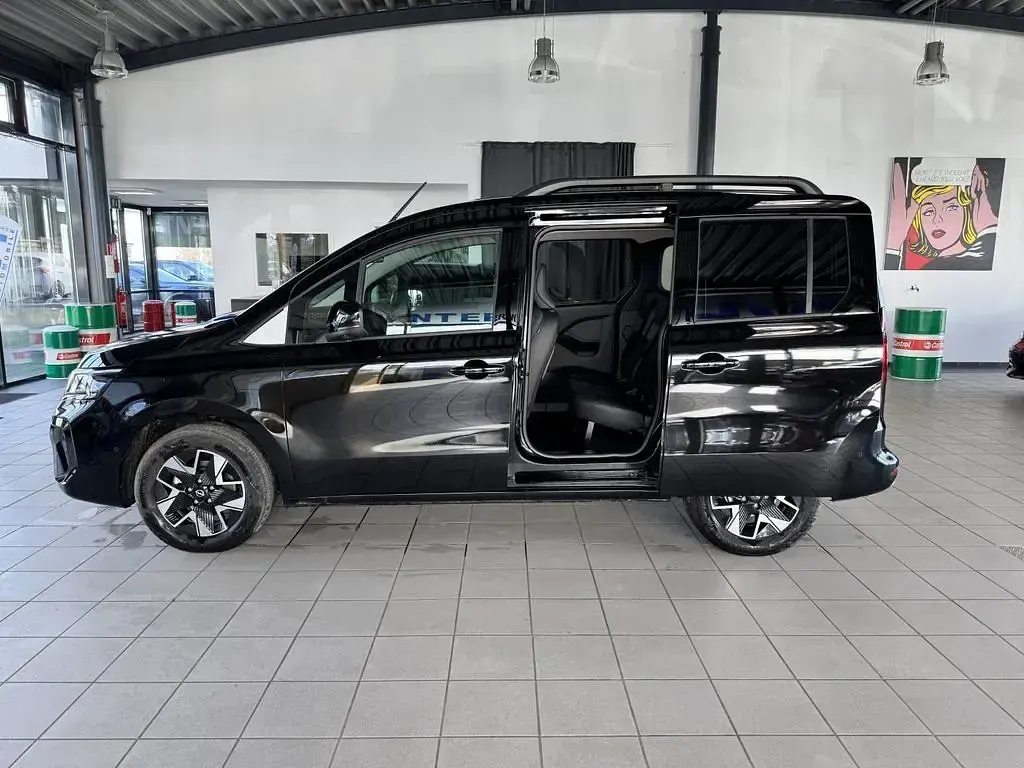 Neu Nissan Townstar Tekna 131 PS (96 kW) 2026 Schwarz metallic Van / Kleinbus