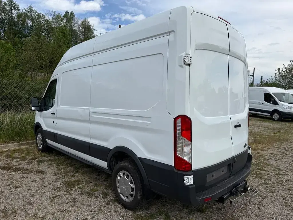 Gebraucht Ford Transit Trend 170 PS (125 kW) 2017 Weiß Limousine