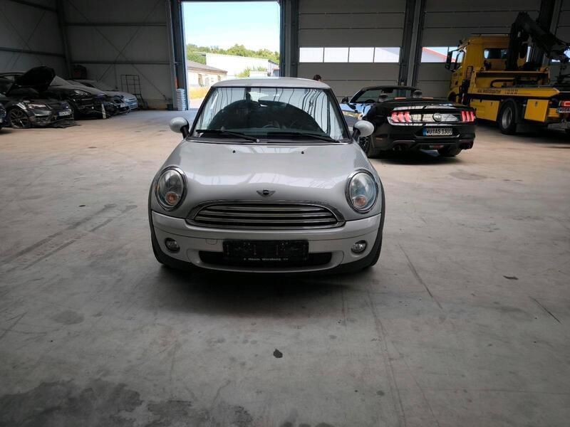 Silber Gebraucht 2010 Mini Cooper Kleinwagen | 4.100 € (Guter Preis) - Bild 1/4