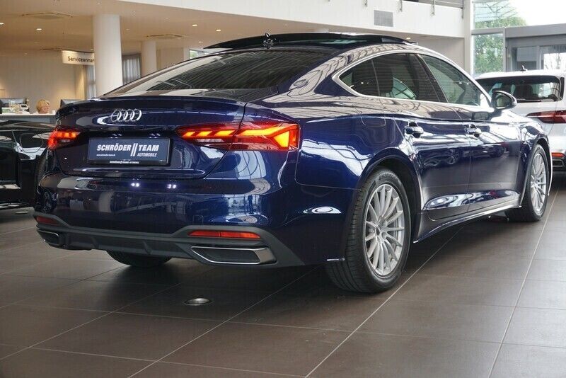 Gebraucht Audi A5 Sportback Business 190 PS (139 kW) 2020 Blau Kleinwagen