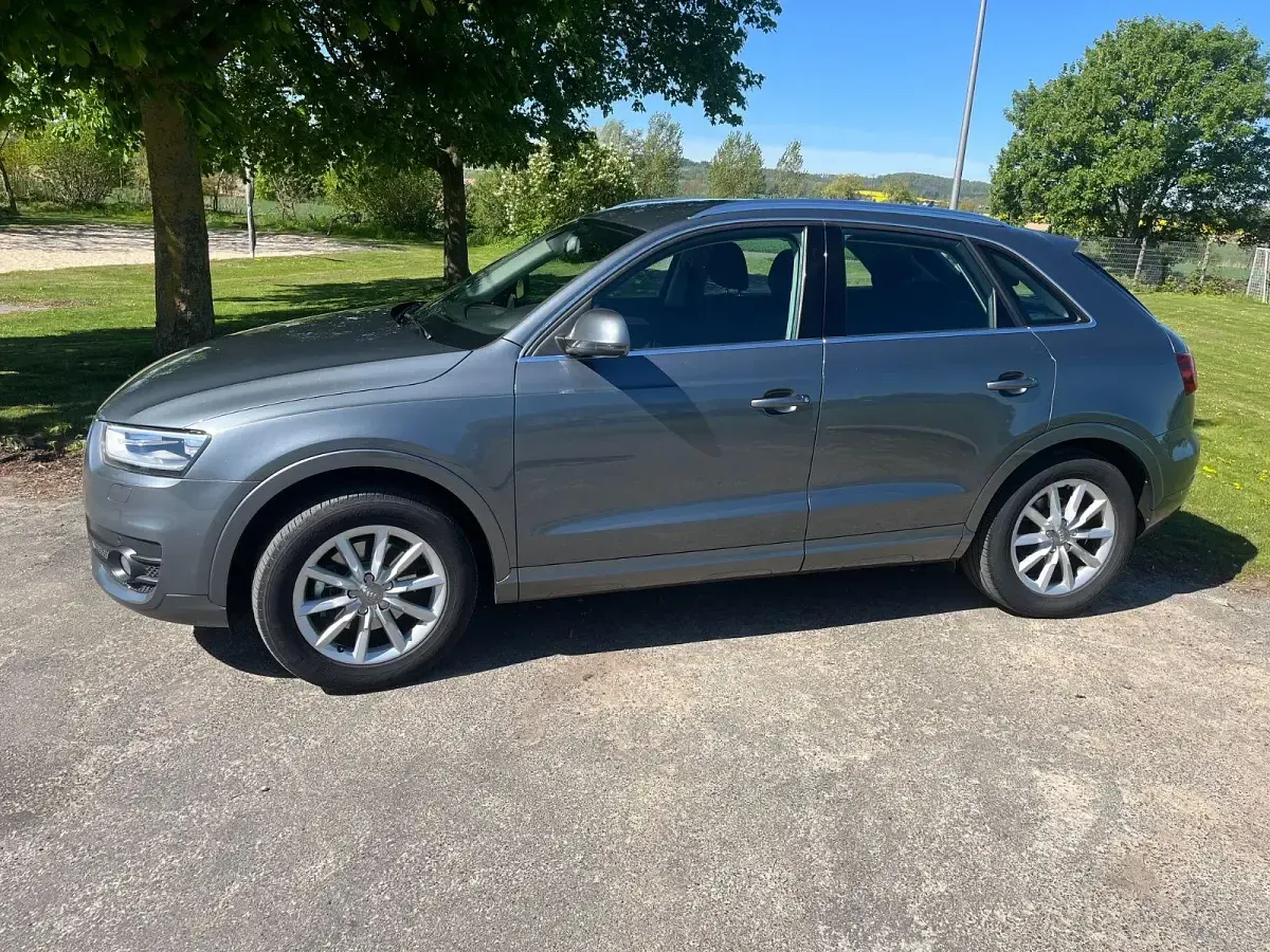 Gebraucht Audi Q3 177 PS (130 kW) 2011 Grau SUV