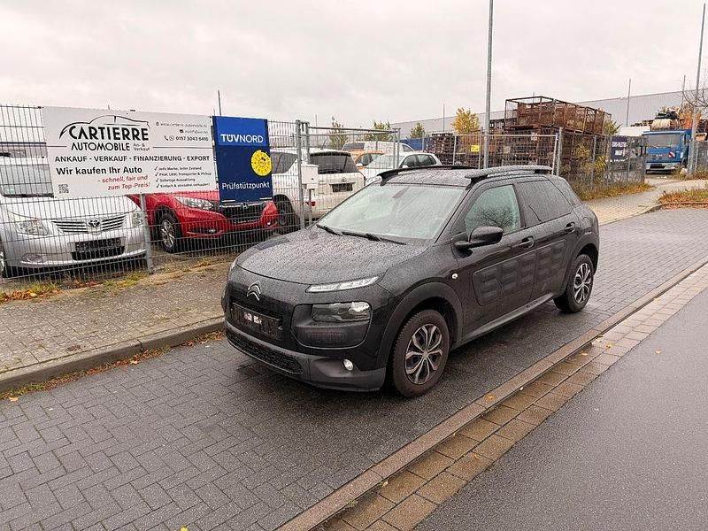 Schwarz Gebraucht 2015 Citroën C4 Cactus Feel Kleinwagen | 6.899 € (Fairer Preis) - Bild 1/4