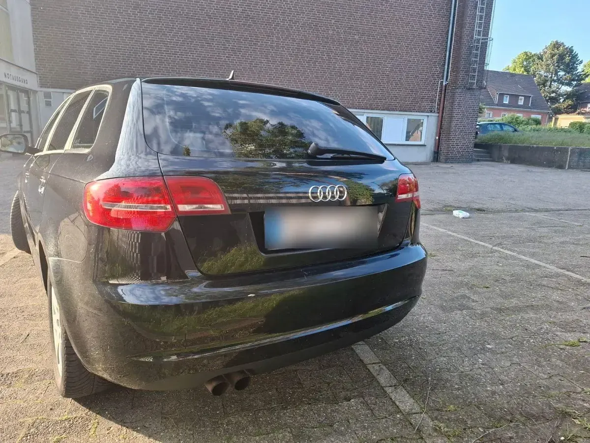 Gebraucht Audi A3 Ambiente 160 PS (117 kW) 2009 Schwarz Kleinwagen