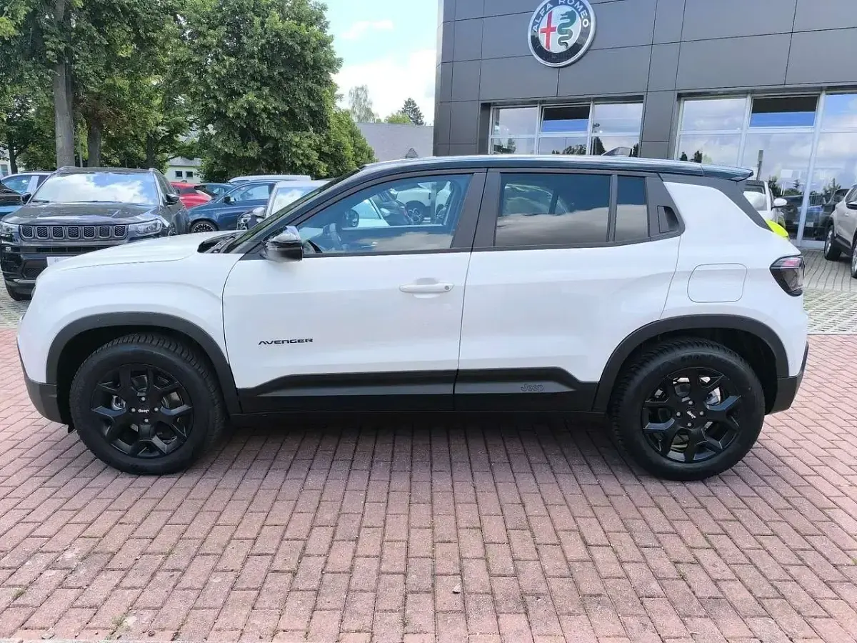 Neu Jeep Avenger 110 PS (80 kW) 2026 Weiß SUV