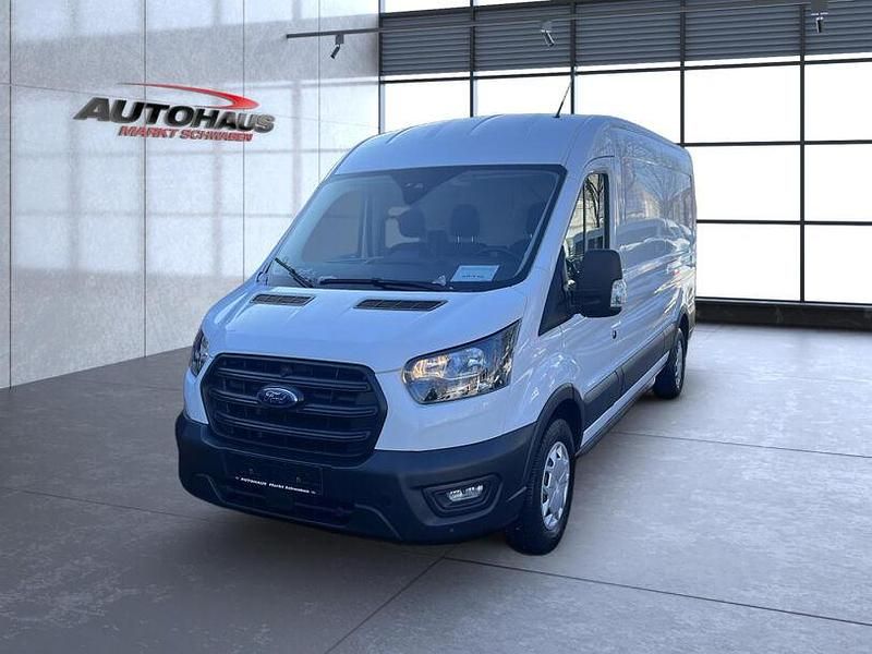 Gebraucht Ford Transit Trend 131 PS (96 kW) 2022 Frostweiß Van