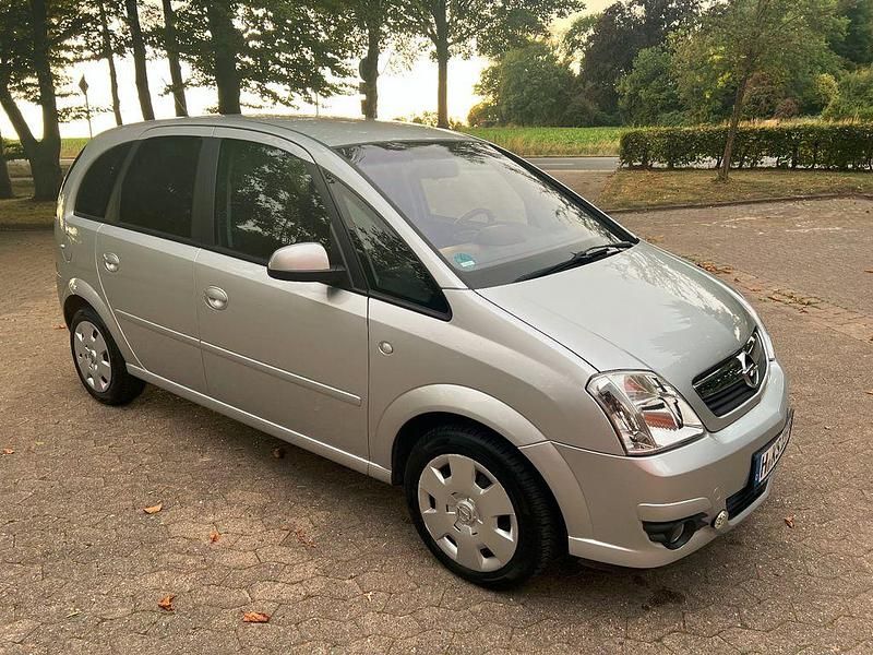 Silber Gebraucht 2009 Opel Meriva Van / Kleinbus | 2.450 € (Fairer Preis) - Bild 1/4