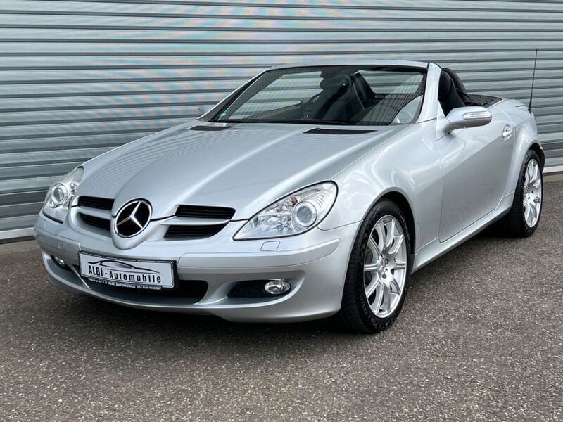 Silber Gebraucht 2007 Mercedes SLK280 Cabrio | 14.999 € (Etwas zu teuer) - Bild 1/4