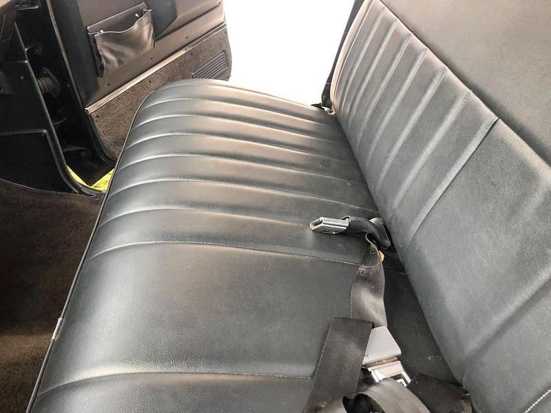 Gebraucht Chevrolet Silverado 160 PS (117 kW) 1985 Schwarz SUV