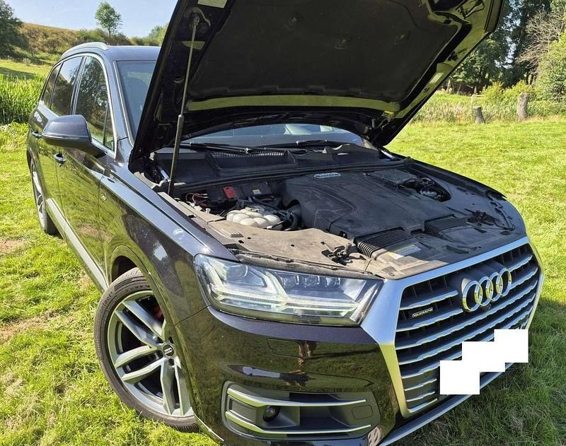Schwarz Gebraucht 2019 Audi Q7 SUV | 32.450 € (Superpreis) - Bild 1/4