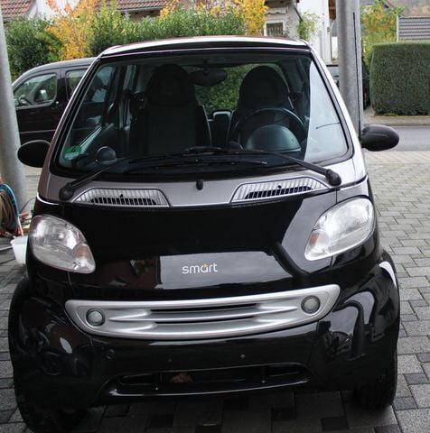 Gebraucht Smart ForTwo Coupé 61 PS (44 kW) 2001 Schwarz Coupé