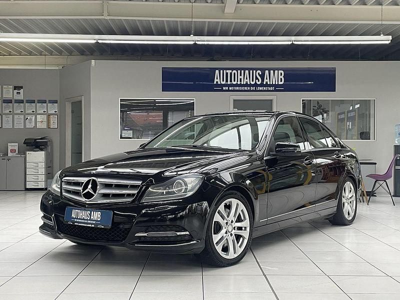 Schwarz Gebraucht 2013 Mercedes C350 Limousine | 10.990 € (Teuer) - Bild 1/4