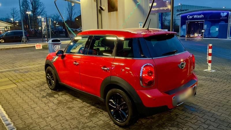 Gebraucht Mini Countryman 98 PS (72 kW) 2011 Rot SUV