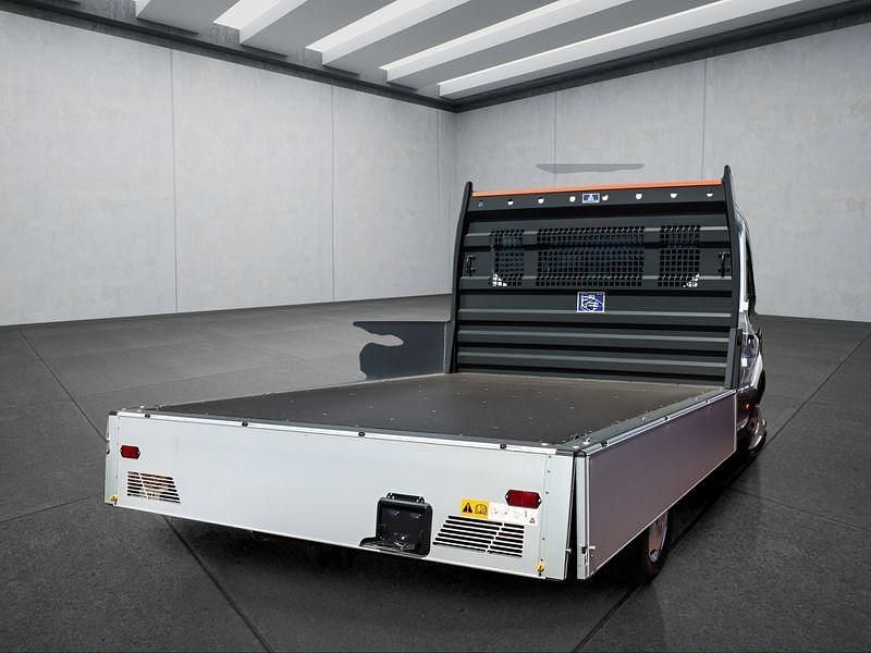 Neu Ford Transit Trend 165 PS (121 kW) 2025 Weiß Van / Kleinbus