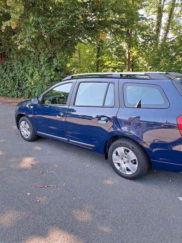 Blau Gebraucht 2019 Dacia Logan MCV Kombi | 7.390 € (Guter Preis) - Bild 1/4