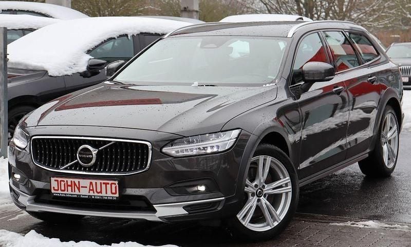 Gebraucht Volvo V90 CC Pro 235 PS (172 kW) 2021 Grau Kombi