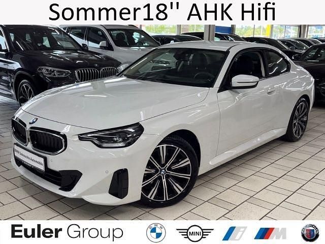 Weiss Gebraucht 2024 BMW 220 Sport Line Coupé | 36.533 € (Etwas zu teuer) - Bild 1/4