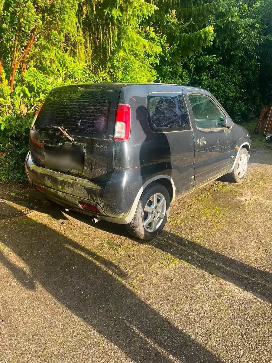 Gebraucht Suzuki Ignis 80 PS (58 kW) 2002 Blau Kleinwagen