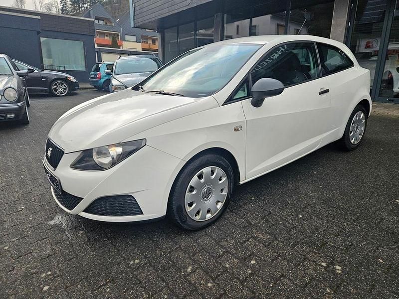 Gebraucht Seat Ibiza SC Reference 69 PS (50 kW) 2011 Weiß Kleinwagen
