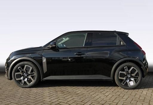 Gebraucht Renault R5 Urban 89 kW (122 PS) 2025 Schwarz Kleinwagen
