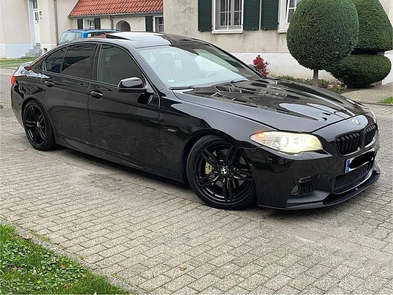 Schwarz Gebraucht 2011 BMW 535 Limousine | 18.500 € (Fairer Preis) - Bild 1/4