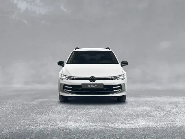 Gebraucht VW Golf VIII Goal 150 PS (110 kW) 2025 Weiß Kombi