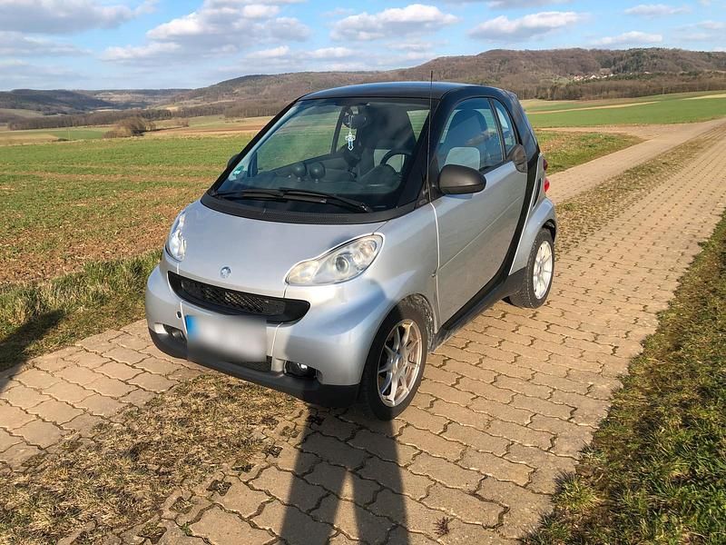 Gebraucht Smart ForTwo Coupé 70 PS (51 kW) 2009 Silber Coupé