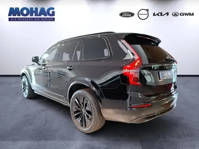 Neu Volvo XC90 Ultra 456 PS (335 kW) 2026 717) onyx black metallic (schwarz SUV