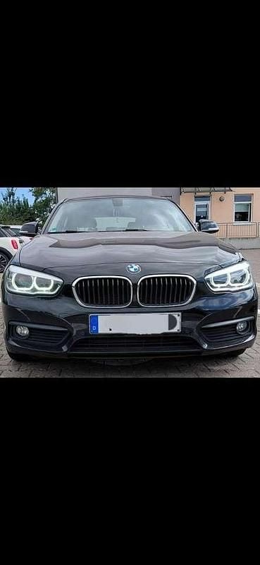 Gebraucht BMW 116 Advantage 109 PS (80 kW) 2016 Schwarz Kleinwagen