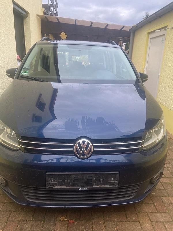 Gebraucht VW Touran 105 PS (77 kW) 2014 Blau Van / Kleinbus