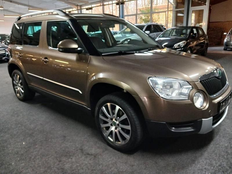 Gebraucht Skoda Yeti Adventure 105 PS (77 kW) 2013 Braun SUV