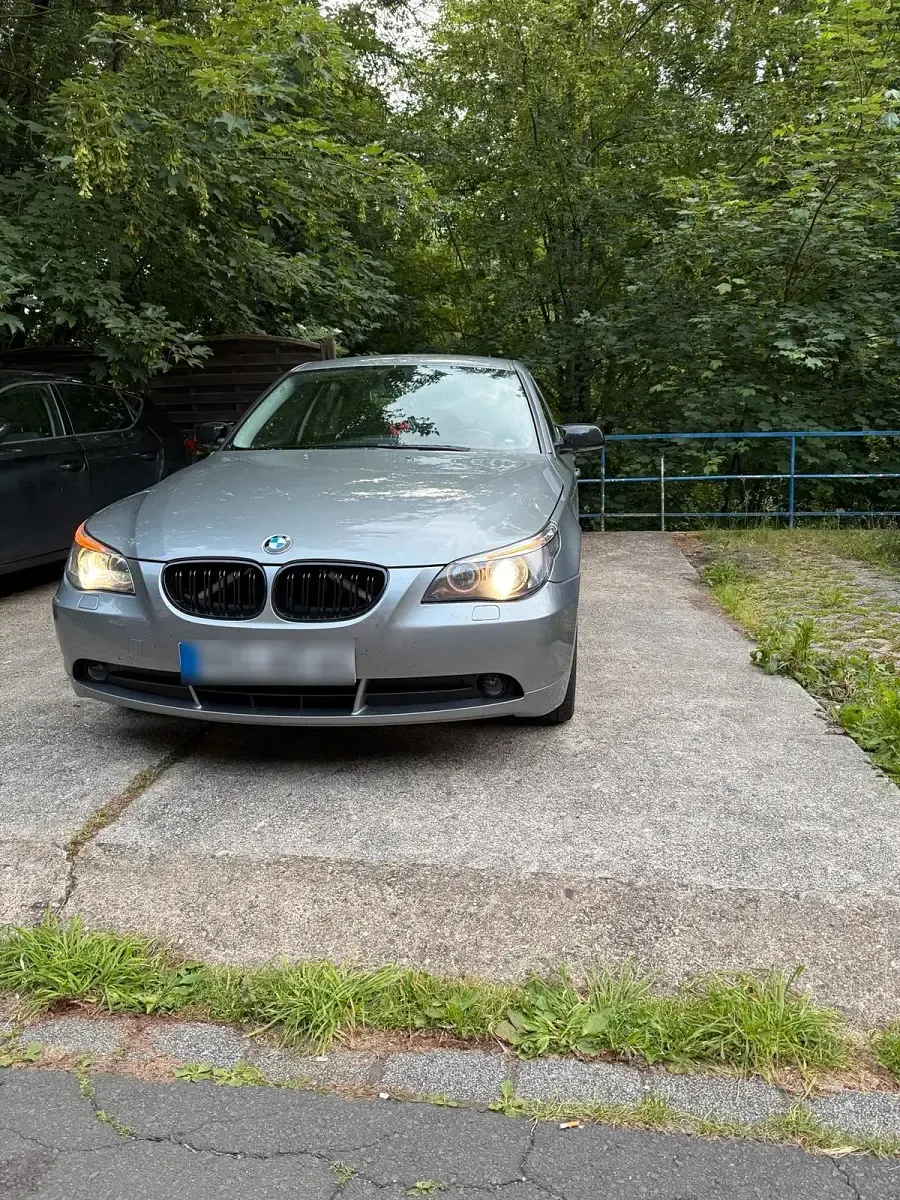 Gebraucht BMW 520 170 PS (125 kW) 2003 Grau Limousine