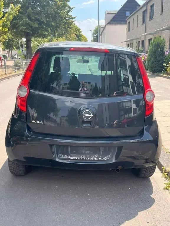 Gebraucht Opel Agila 86 PS (63 kW) 2008 Schwarz Kleinwagen