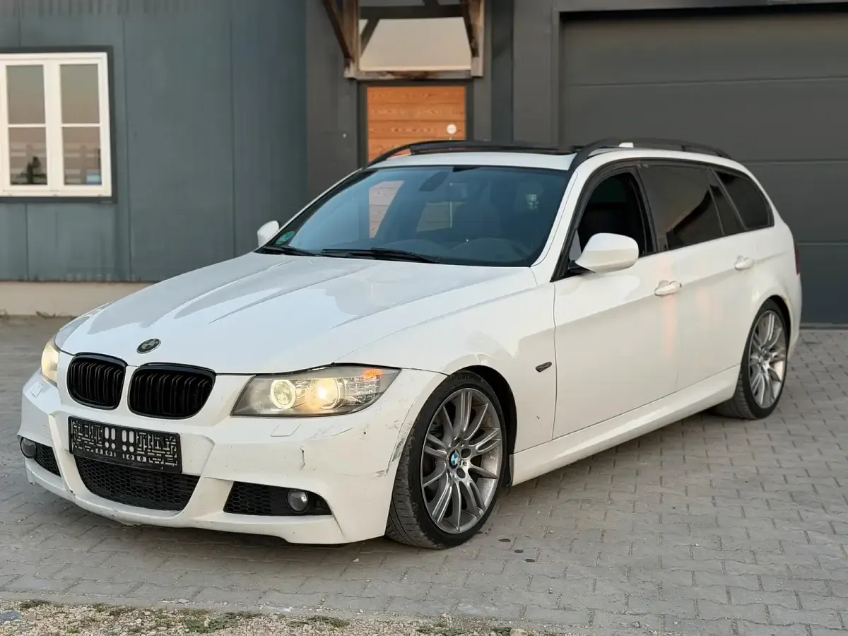 Używany BMW 320 Efficient Dynamics 177 KM (130 kW) 2010 Biały Kombi