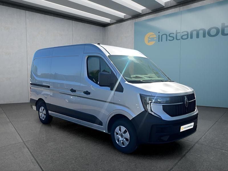 Neu Renault Master 131 PS (96 kW) 2026 Grau Van / Kleinbus