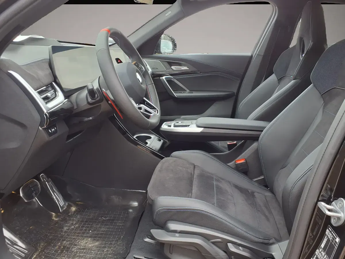 Gebraucht BMW X2 300 PS (220 kW) 2026 Schwarz SUV