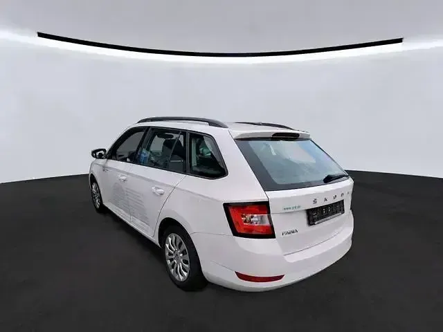 Gebraucht Skoda Fabia Ambition 95 PS (69 kW) 2022 Weiß Kleinwagen