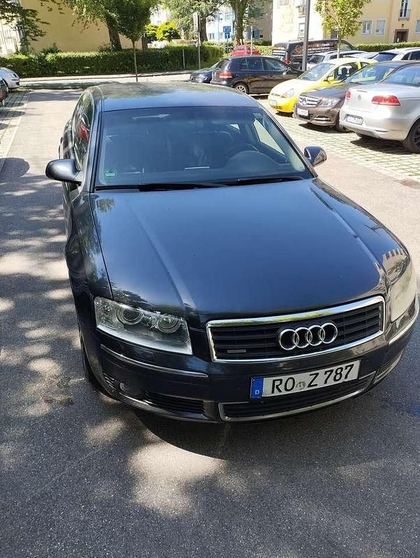 Silber Gebraucht 2005 Audi A8 Limousine | 3.200 € (Guter Preis) - Bild 1/4