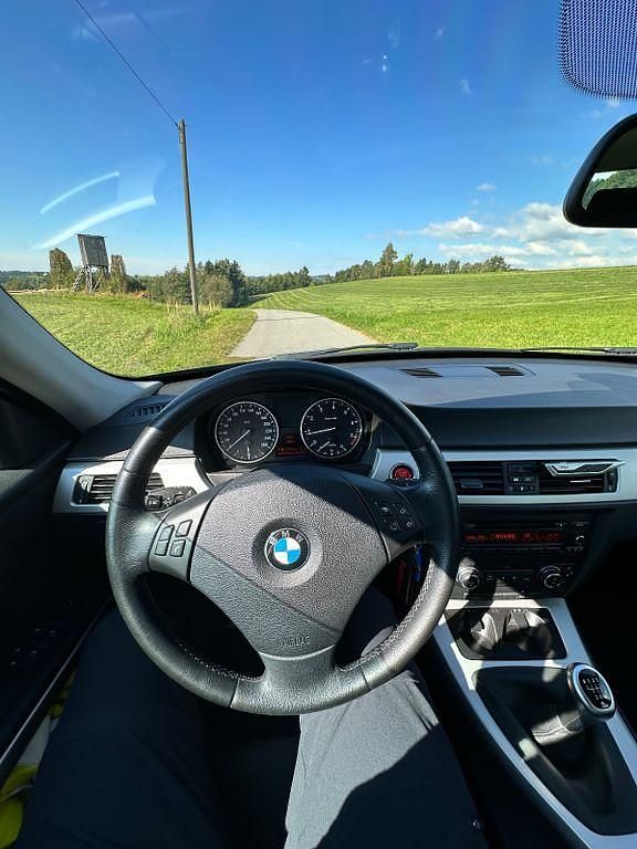 Gebraucht BMW 320 M Sport 170 PS (125 kW) 2009 Schwarz Kombi