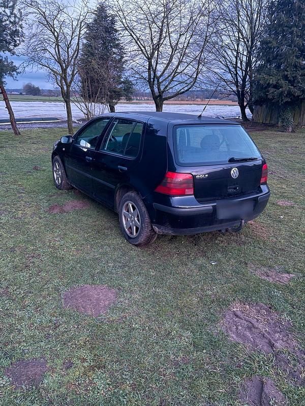Gebraucht VW Golf IV 75 PS (55 kW) 2002 Blau Limousine