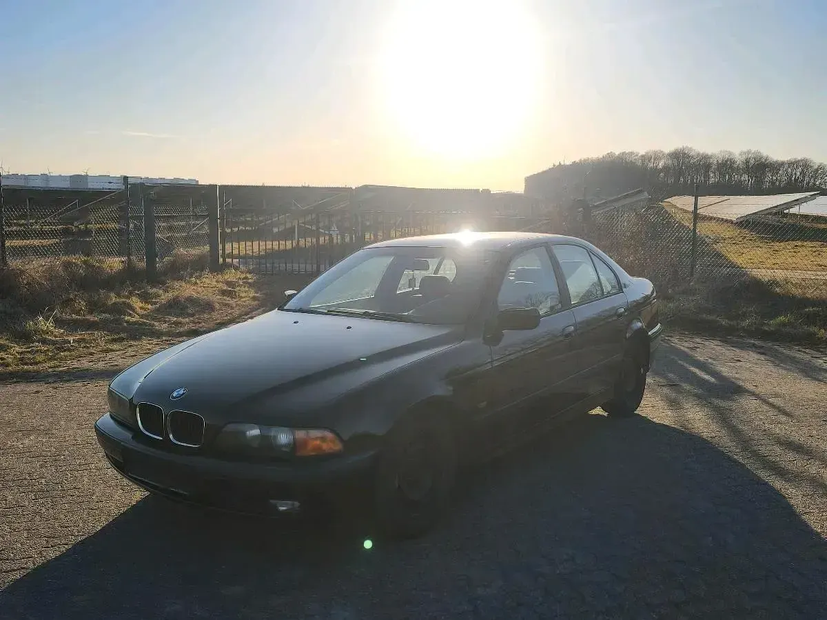 Gebraucht BMW 523 Shadowline 170 PS (125 kW) 1998 Schwarz Limousine