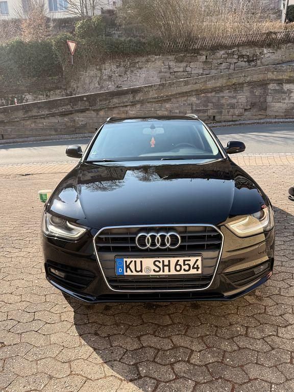 Gebraucht Audi A4 Ambiente 204 PS (150 kW) 2014 Schwarz Kombi
