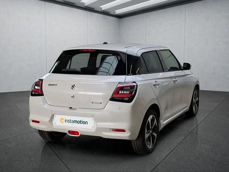 Neu Suzuki Swift Comfort+ 83 PS (61 kW) 2025 Weiß Kleinwagen