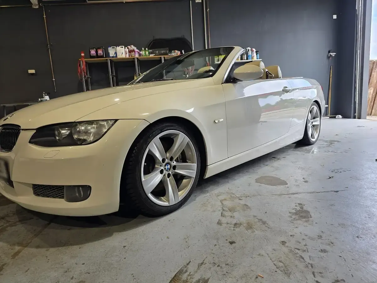 Używany BMW 335 Cabriolet 306 KM (225 kW) 2008 Biały Kabriolet