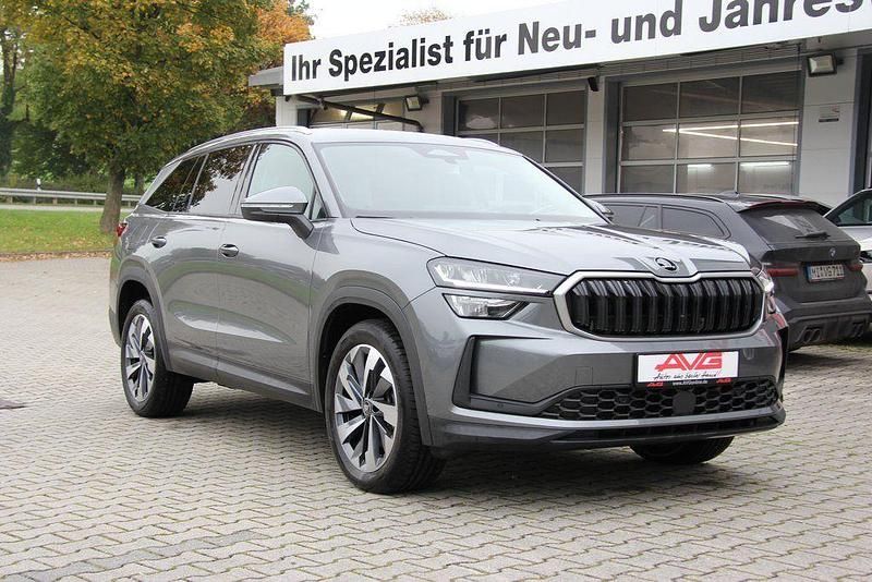 Graphitgrau Gebraucht 2025 Skoda Kodiaq SUV | 41.950 € (Guter Preis) - Bild 1/4